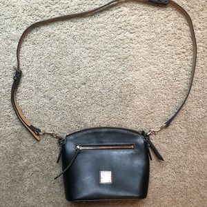 Dooney & Bourke small purse/satchel